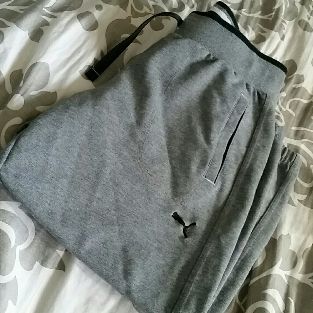 Puma Capri Sweatpants