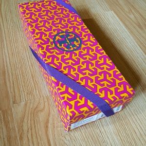 Flip Flops, worn 1 for photo shoot