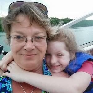 Meet your Posher, Cindy