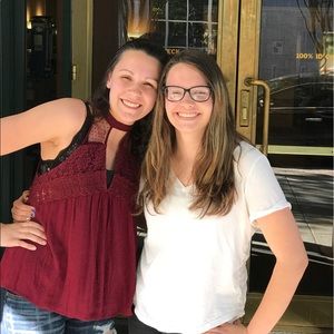 Meet your Posher, Hailey