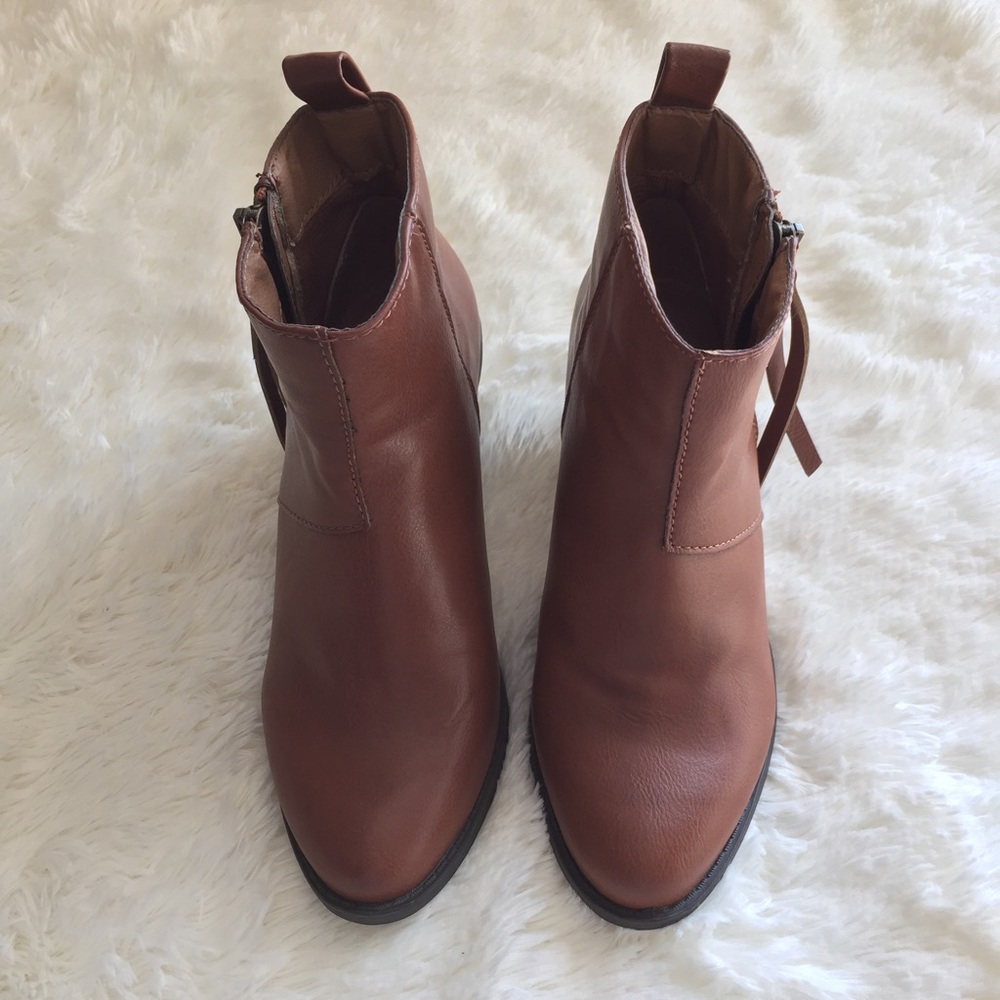 Forever21 Faux Leather Tan Booties