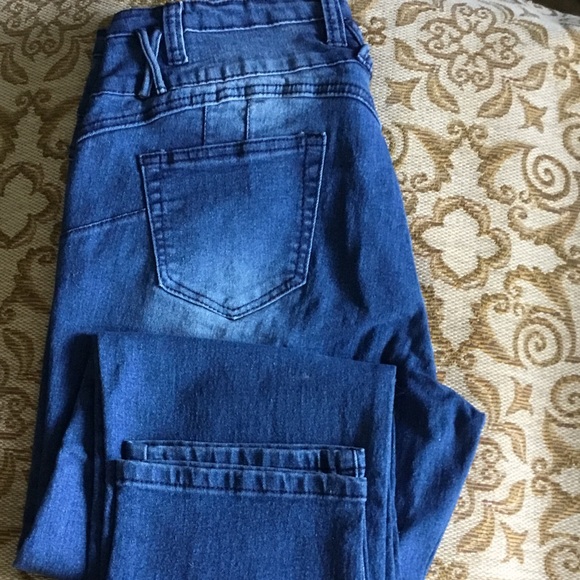 NEW Distressed Denim Jeans Plus Size 20x32 (20) - Picture 5 of 6