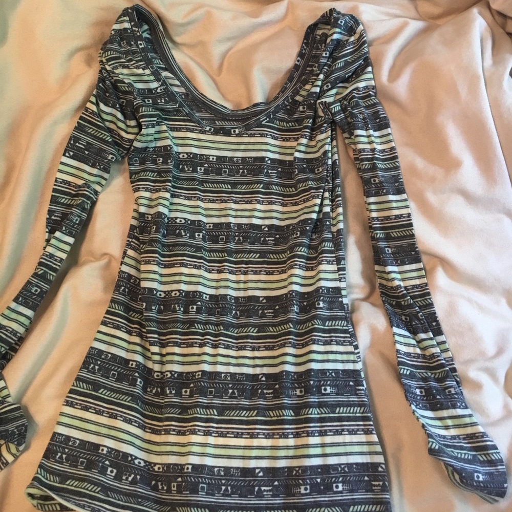 Long sleeve Aztec print long sleeve