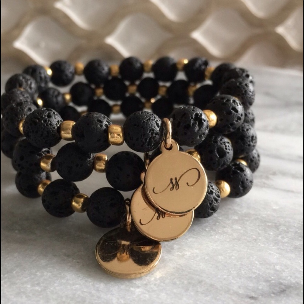 🎉HP 7/22/17🎉Black Lava Bracelet/Diffuser