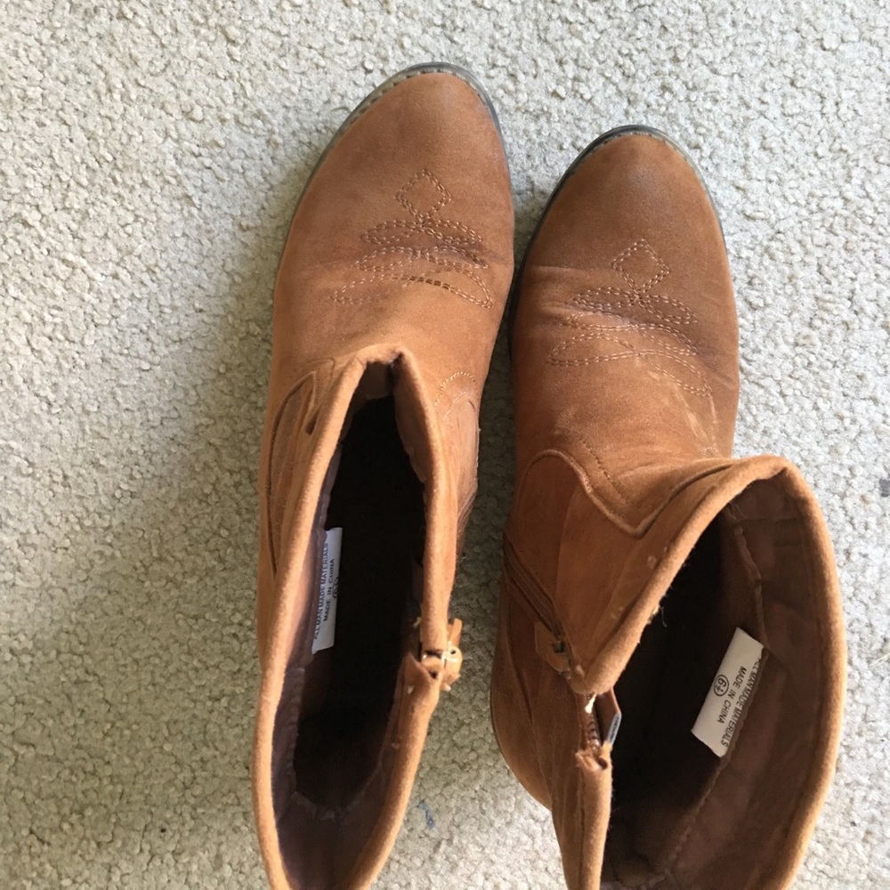 Country booties - Picture 2 of 3