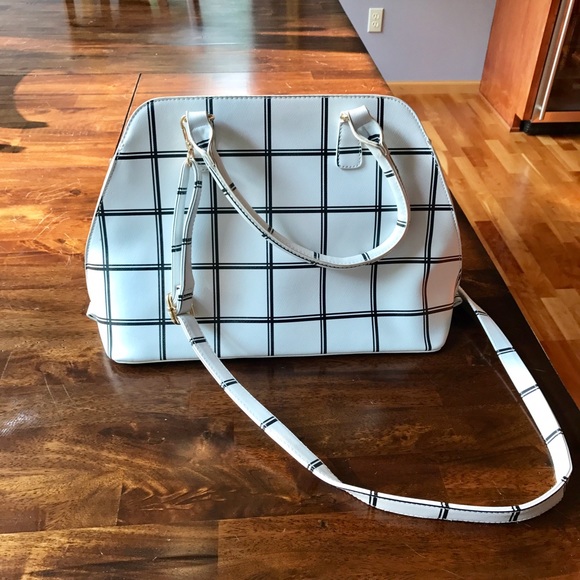 SOLD - Picture 2 of 4