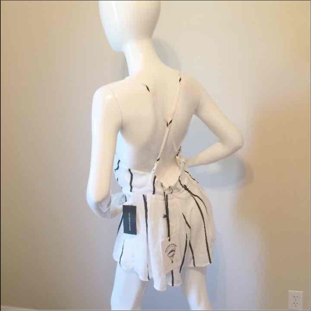 Romper - Picture 3 of 4