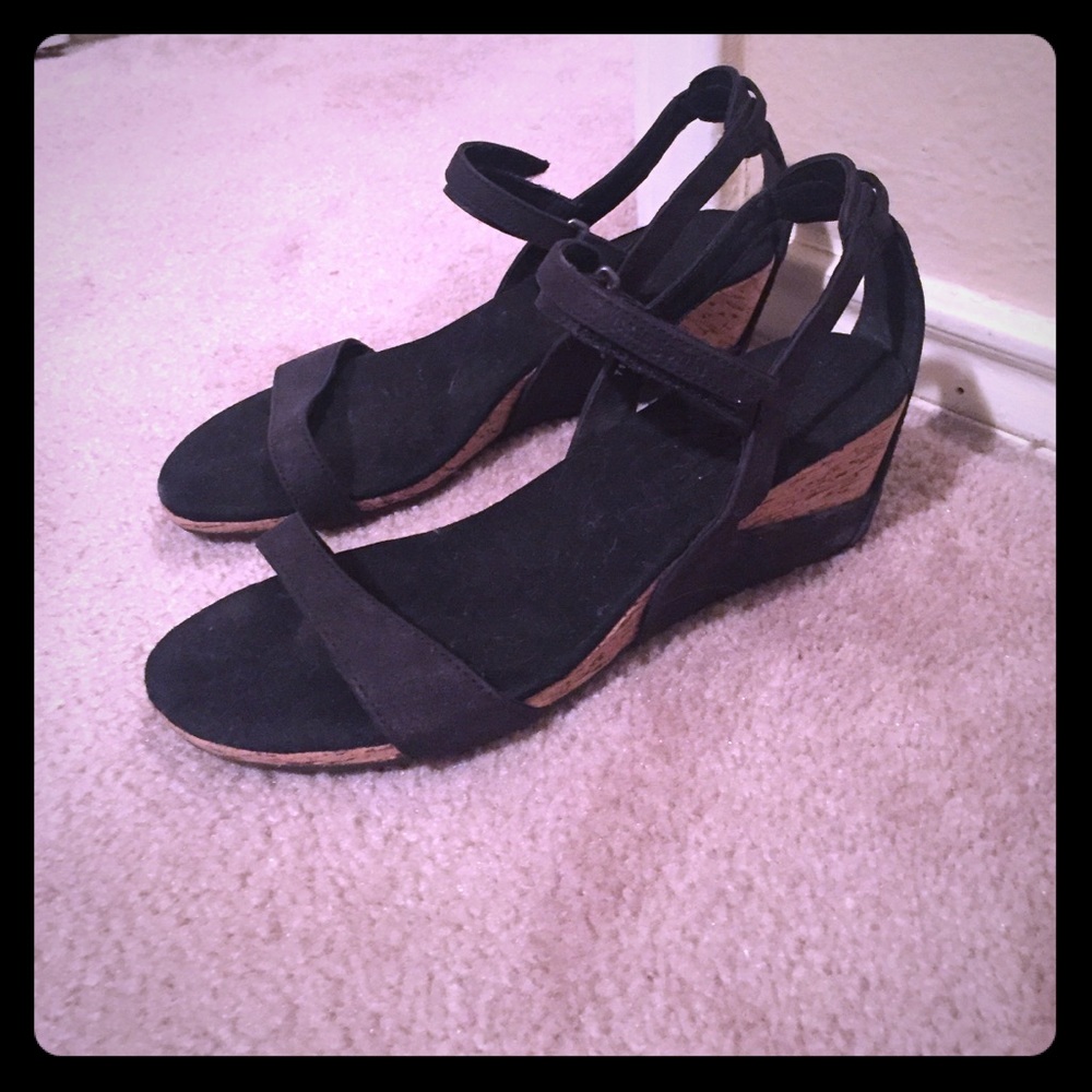 Pategonia SIZE 7 sandals