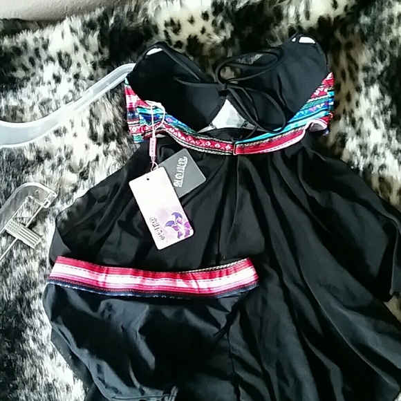 New with tags push up, Mesh/halter tankini - Picture 3 of 4