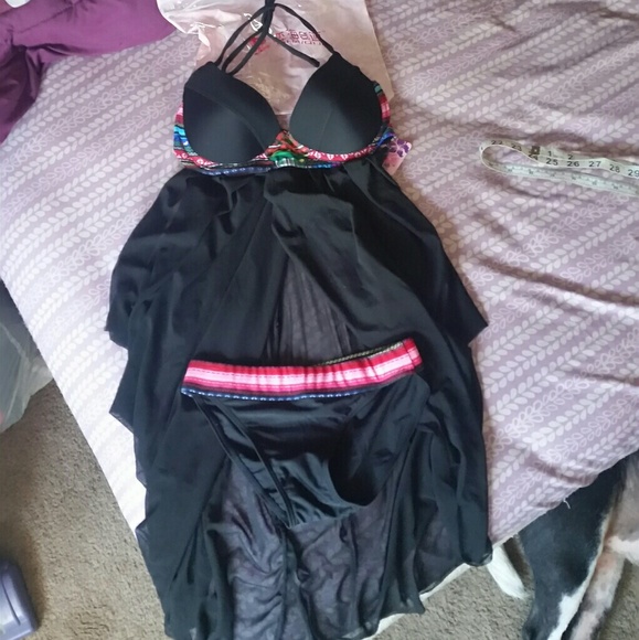 New with tags push up, Mesh/halter tankini - Picture 2 of 4