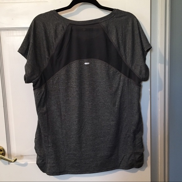 old navy active wicking top - grey - Picture 2 of 5