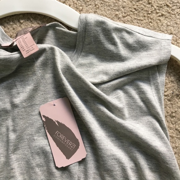 Rouched Grey top - Picture 2 of 2