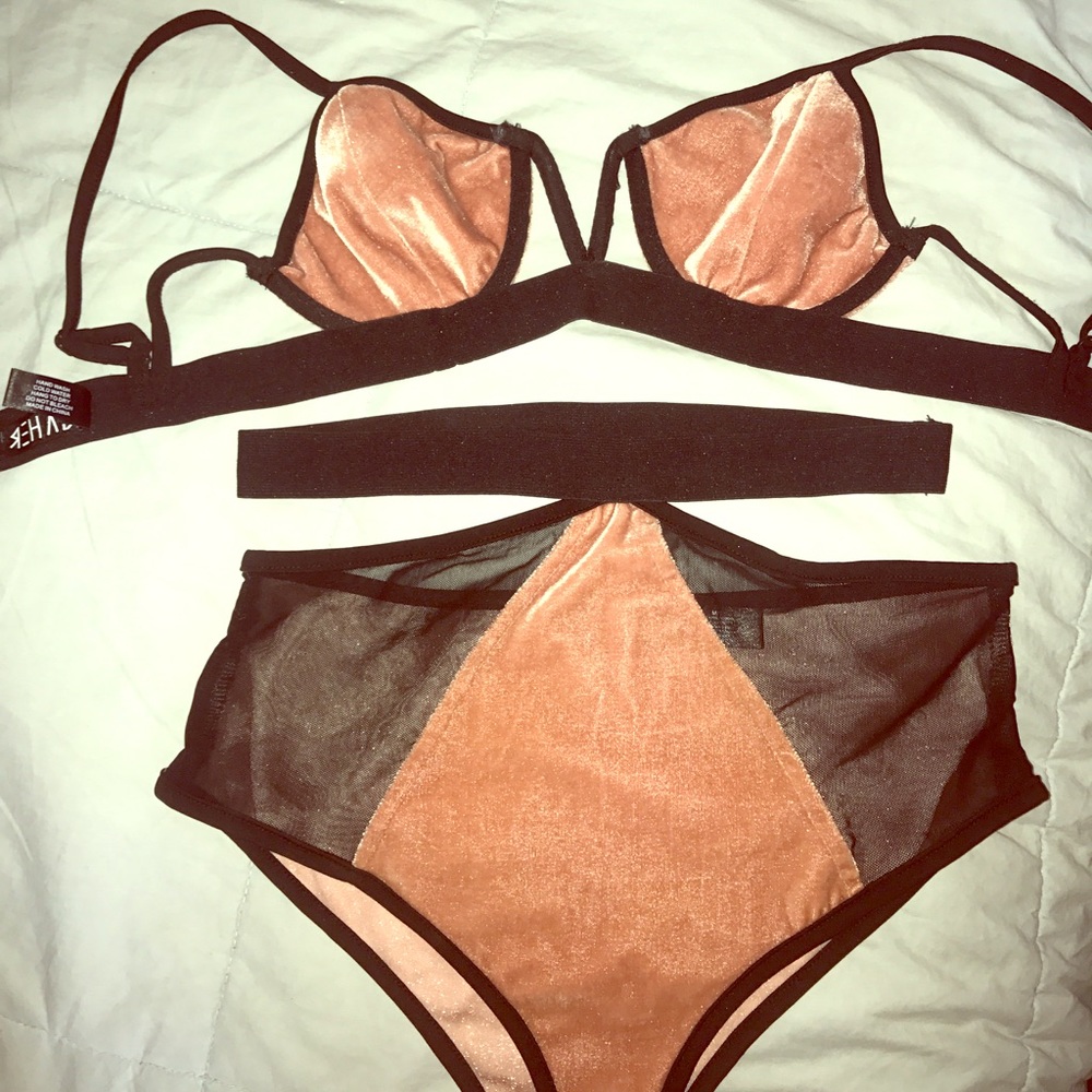 Velvet 2pc high waisted bathing suit