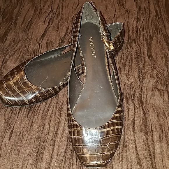 Nine West Patent Leather Flats - Picture 1 of 3