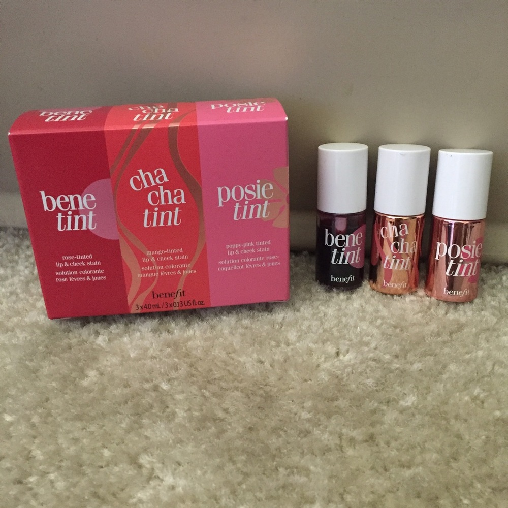 Benefit tints to tease set