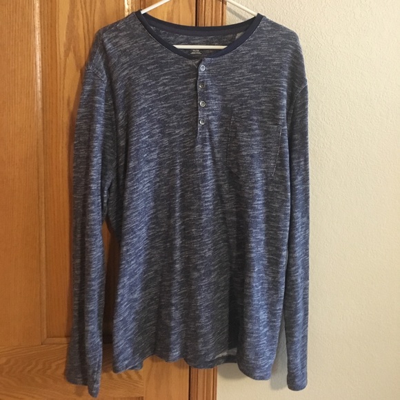 XL Merona Longsleeve pocket tee - Picture 1 of 3