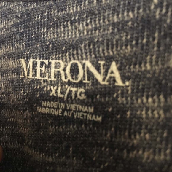XL Merona Longsleeve pocket tee - Picture 2 of 3