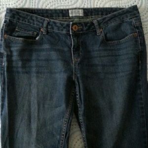 Size 12 Aeropostale Skinny Curvy Blue Jeans. .LOW