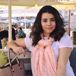 Meet your Posher, Marina