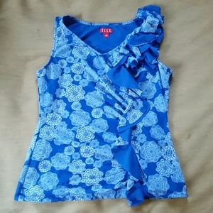 ELLE Floral Print Sleeveless Blouse w/Detail