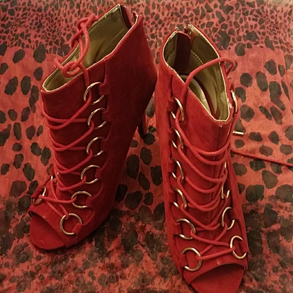 Dollhouse Red suede lace up