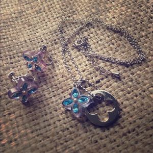 Necklace and clip earrings set