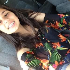 Meet your Posher, Alexia