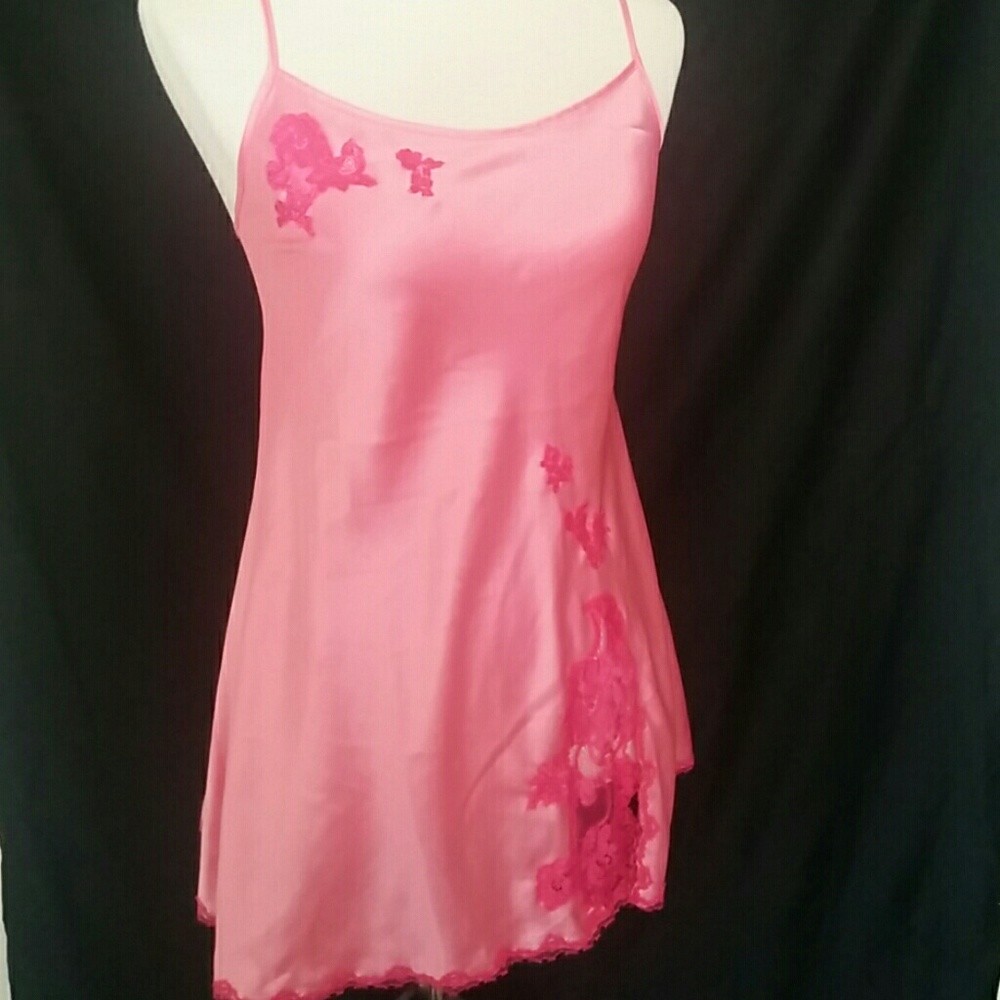 VS Slip Sleepwear - Sm