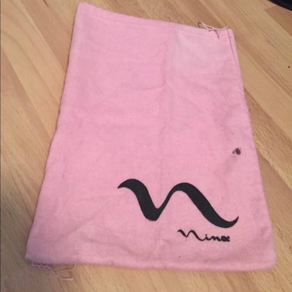 Hot pink Nina heels with shoe bag - Picture 7 of 7