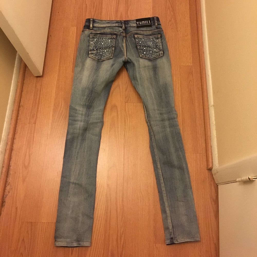Thrill Ripped Jeans with Rhinestones - Picture 2 of 4