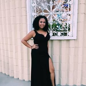 Meet your Posher, Bailey