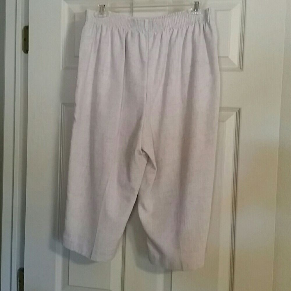 Capris - Picture 2 of 3