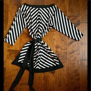 White House Black Market tunic