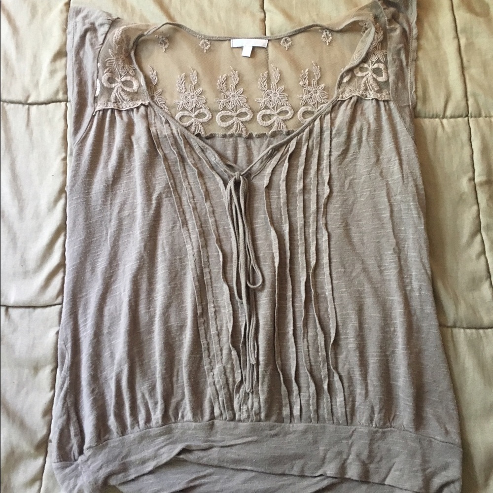 Light and extremely cute top