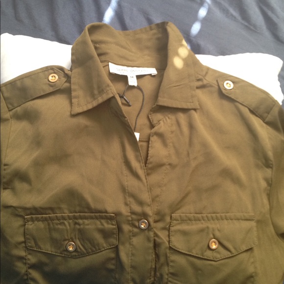 🌼 5 for $25🌼 Olive Green Dress - Picture 4 of 5