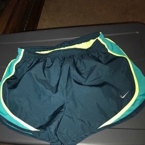 Nike Dri Fit Workout Shorts✔️