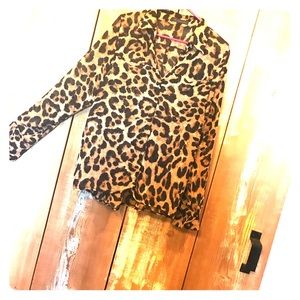 Boutique Cheetah Print Long Sleeve Top!