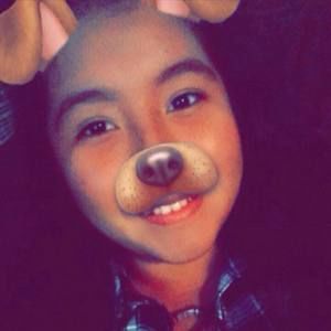 Meet your Posher, Noemi