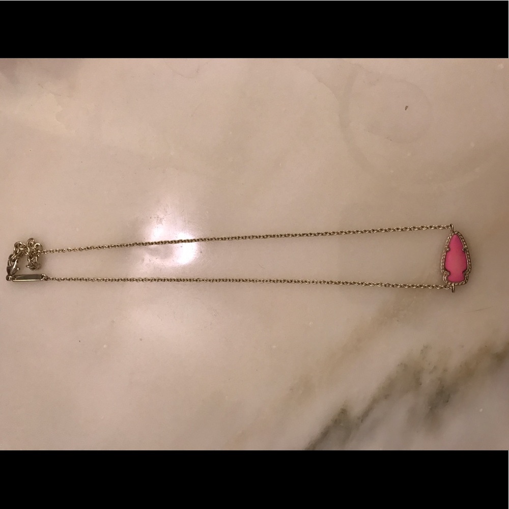 Kendra Scott arrowhead necklace
