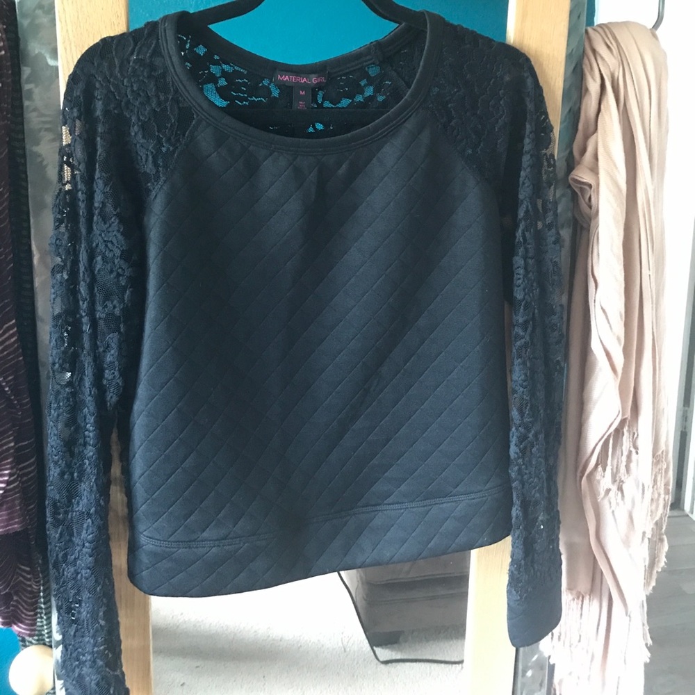 SUBMIT A OFFER 🍭Lace sleeve crew neck sweatshirt