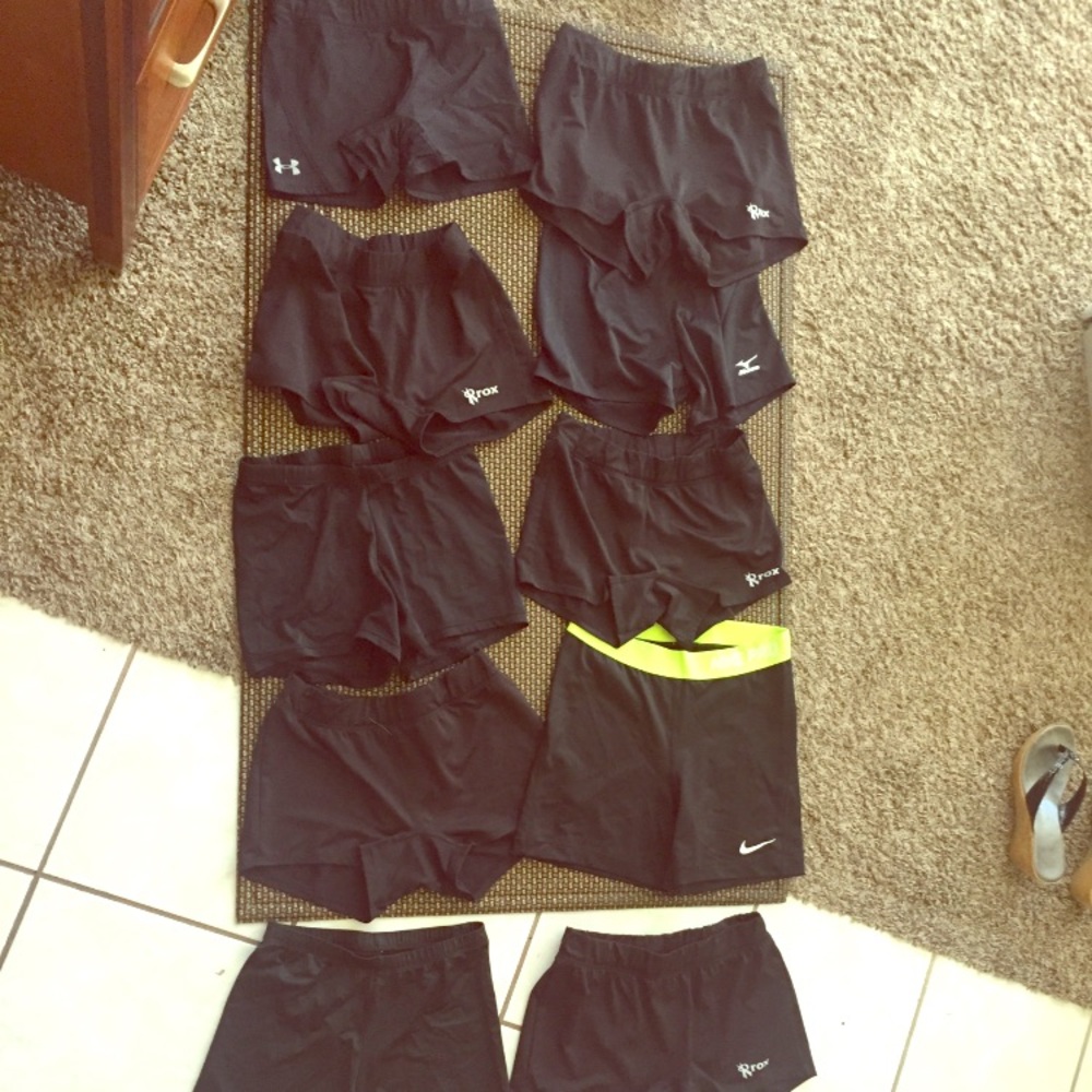 11 pairs of spandex
