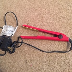 Red CHI ultra straightener