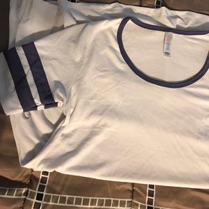 Lularoe XS perfect t