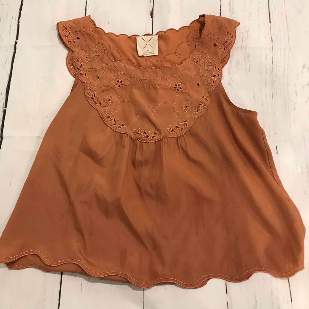Cute Burnt Orange Flowy Tank