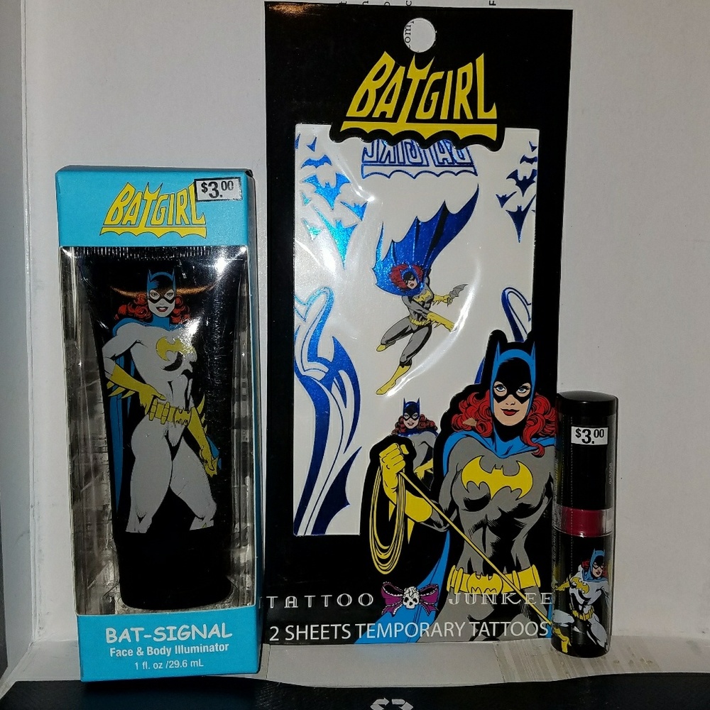 DC Comics Batgirl Makeup