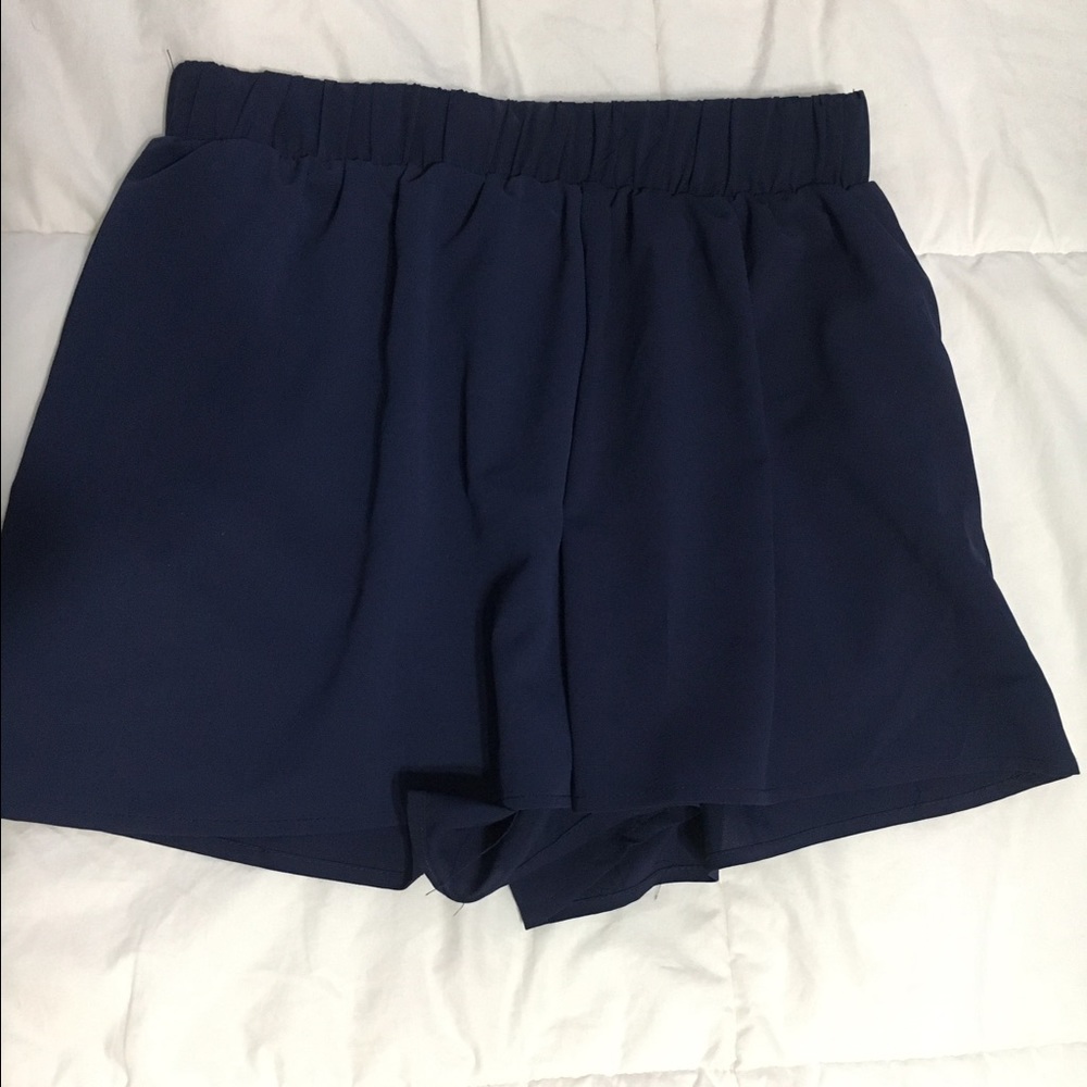 Navy blue loose high waisted shorts size small
