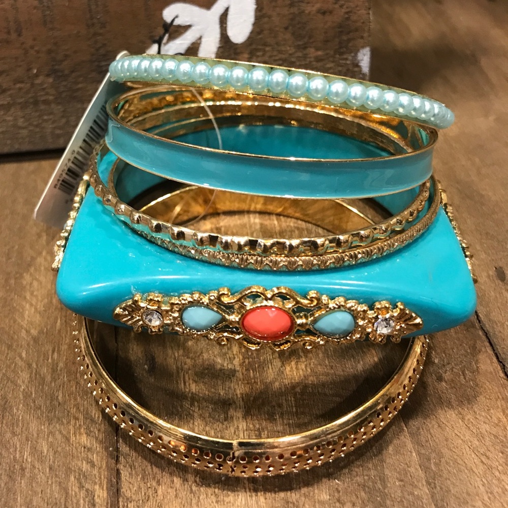 Set of 5 gold and turquoise bangles