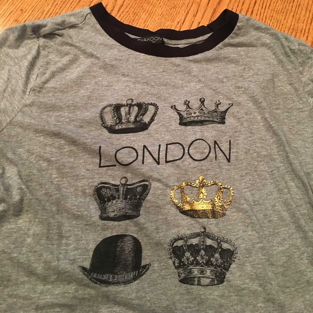 Graphic t-shirt