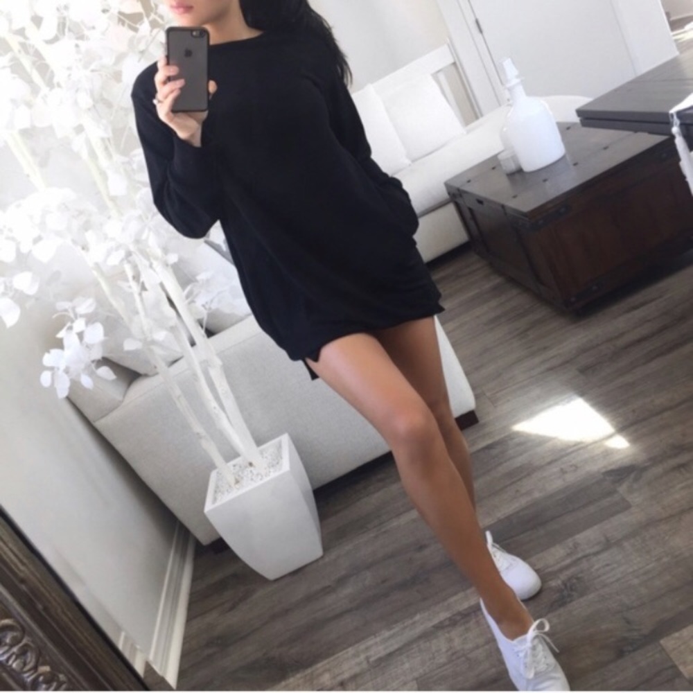 BLACK SWEATER DRESS