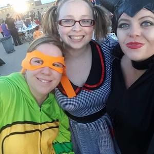 Meet your Posher, Nikki